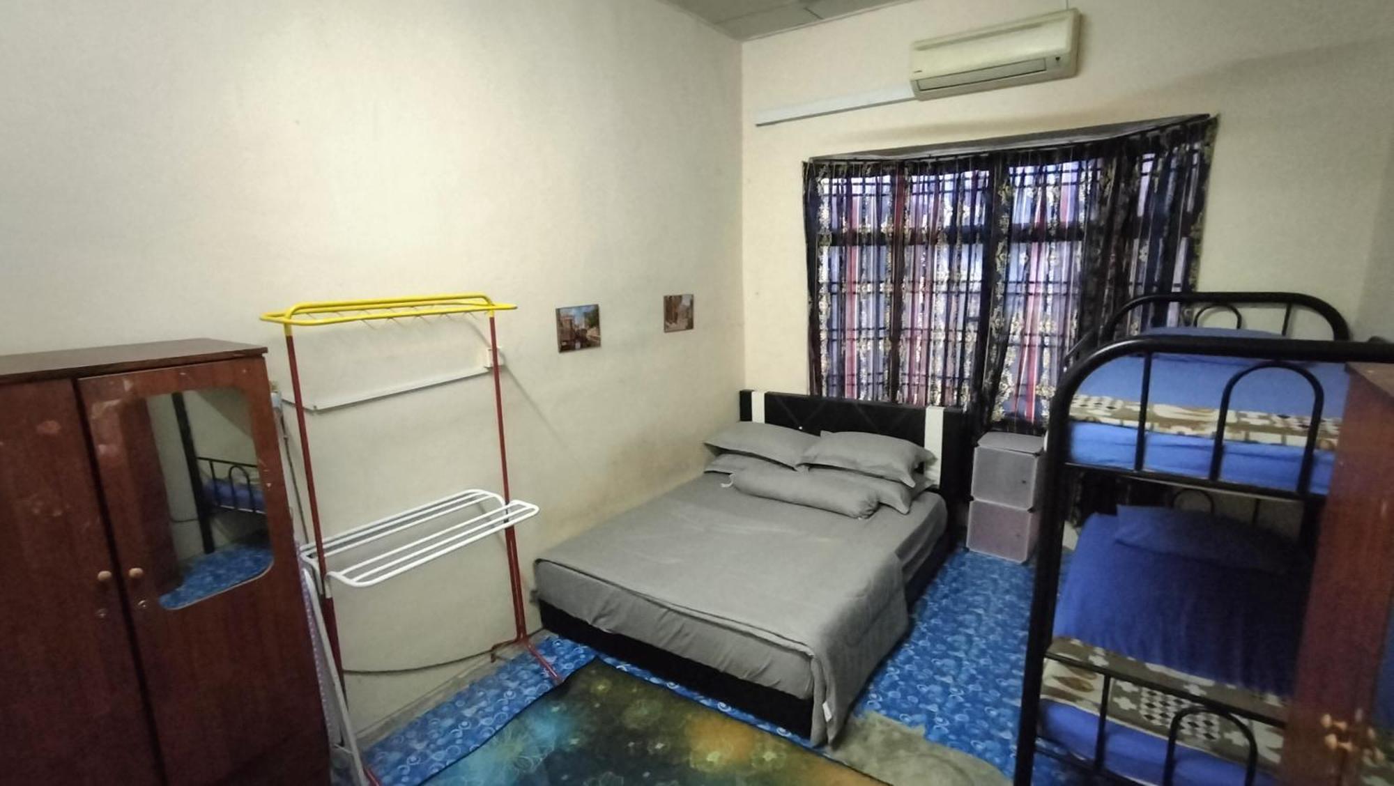 Homestay Melewar Parit Raja Eksteriør billede